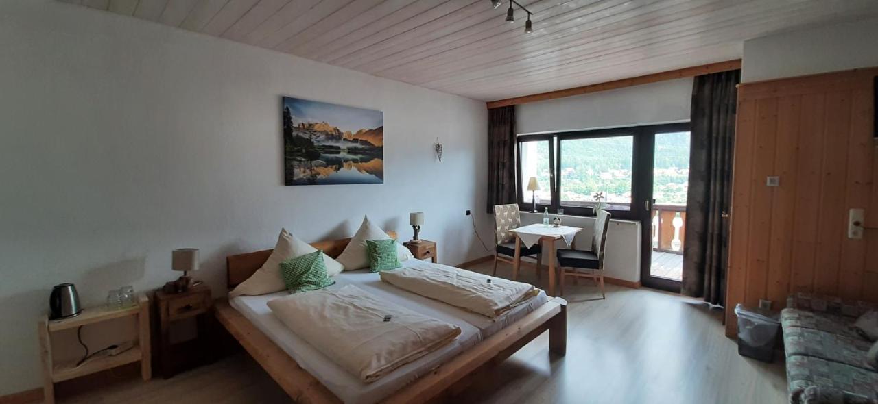 Alpenappartements Schwalbennestl Mittenwald Exteriér fotografie